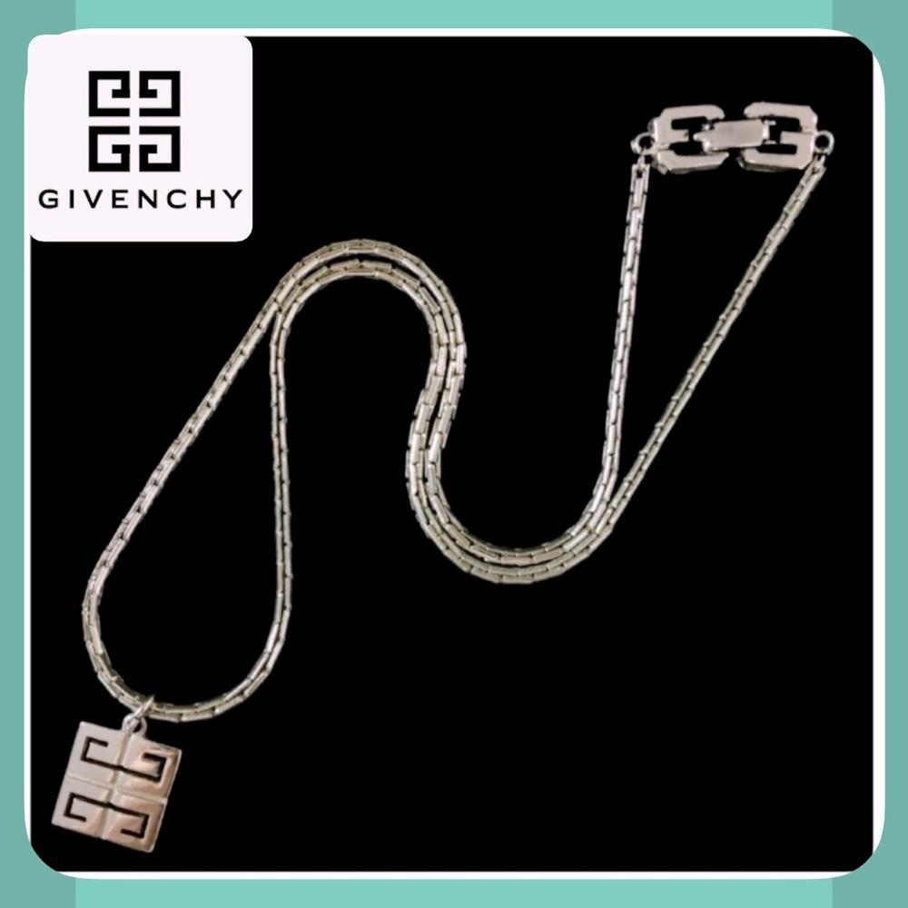 GIVENCHY 4G Logo Plate Silver Tone Pendant Necklace